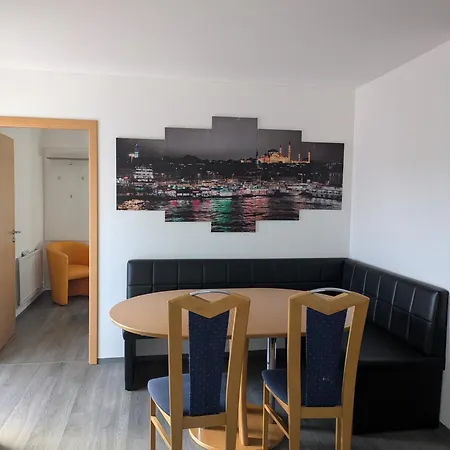 J8, Playmobil Funpark Nuernberg Apartment Zirndorf